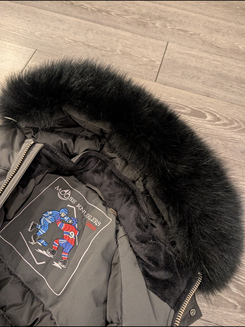 Moose Knuckles Kids Granite With Black Unisex Parka Size XS/TP - Picture 8 of 9